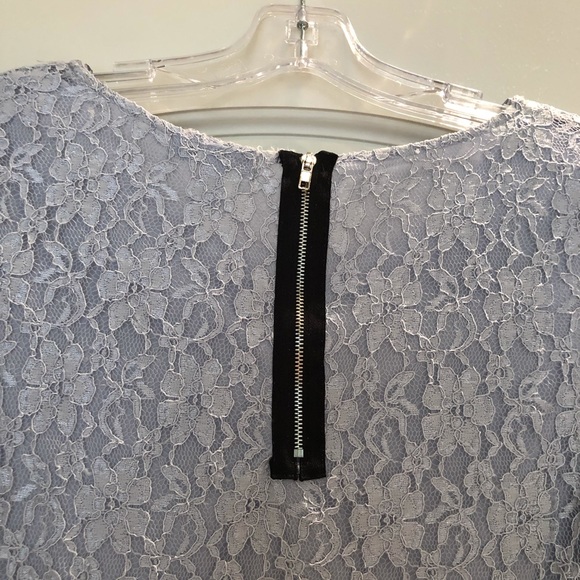 Delia’s Lace Blouse - Picture 6 of 8
